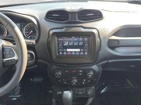 Used 2021 Jeep Renegade Sport AWD/4WD image 11