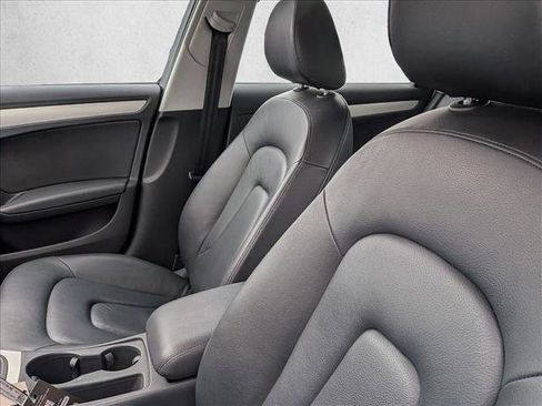 Used 2011 Audi A4 2.0T Premium image 8