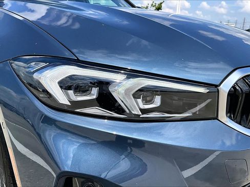 Used 2025 BMW 330i Sedan RWD image 27