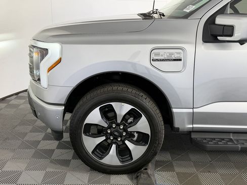 Used 2023 Ford F150 Lightning Platinum image 11