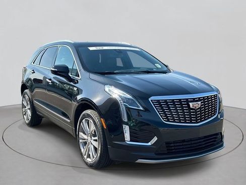 Certified 2025 Cadillac XT5 Premium Luxury w/ Technology Package AWD/4WD image 34