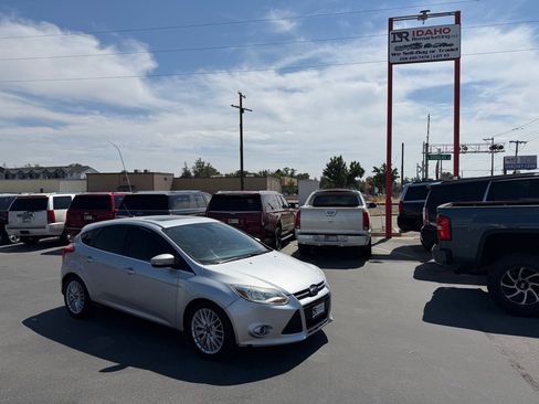Used 2012 Ford Focus SEL FWD image 1
