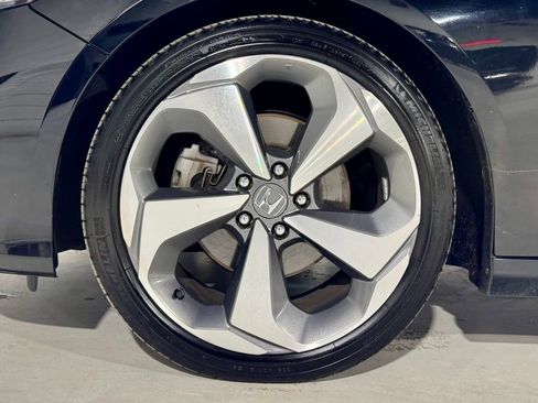 Used 2020 Honda Accord Touring image 33
