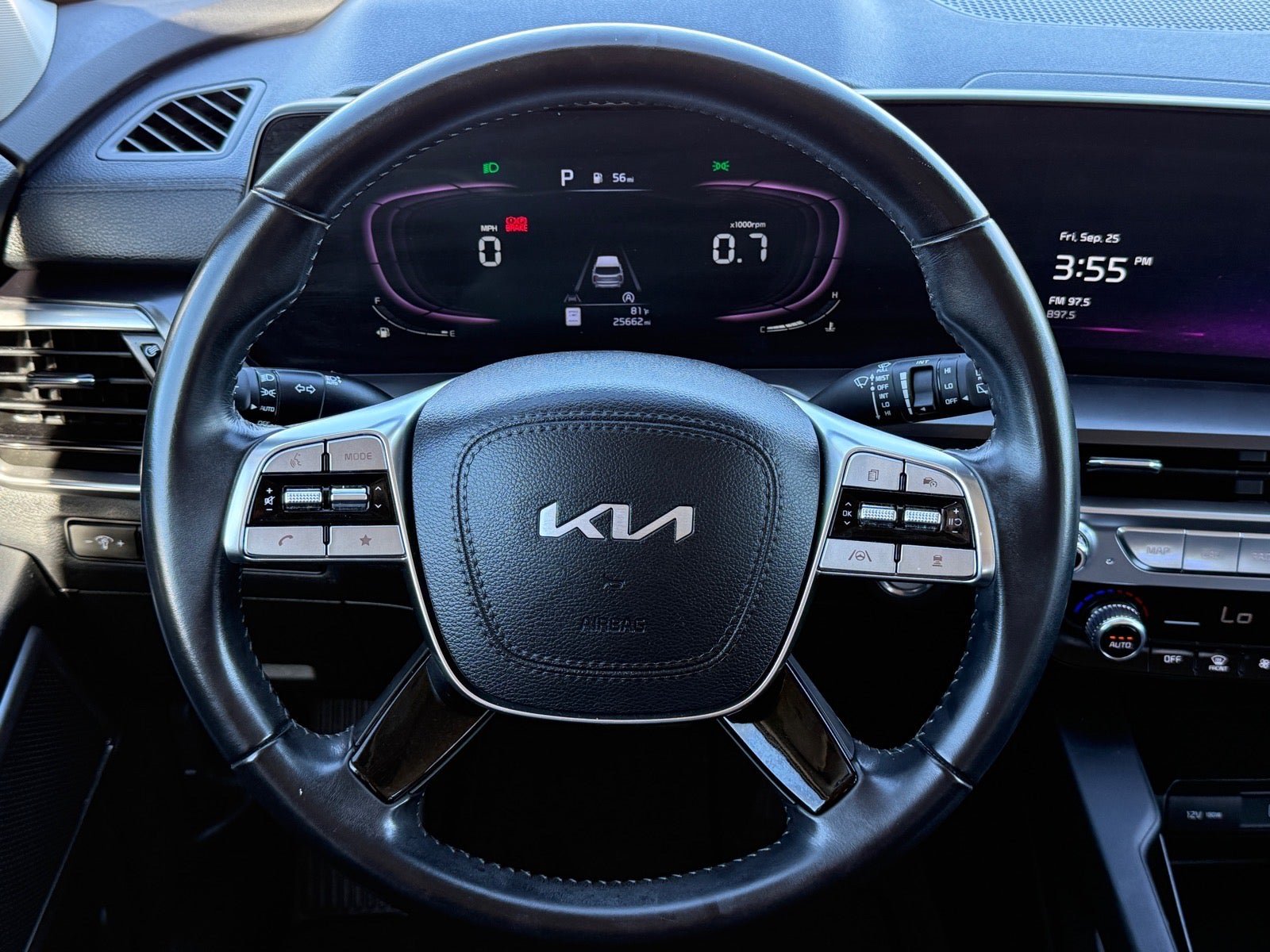 Used 2024 Kia Telluride LX FWD image 20