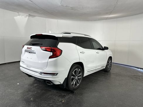 Used 2018 GMC Terrain Denali w/ Advanced Safety Package FWD image 8