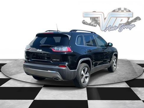 Certified 2022 Jeep Cherokee Limited image 4