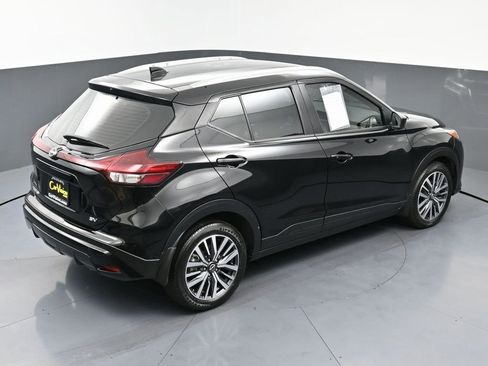 Used 2023 Nissan Kicks SV image 43
