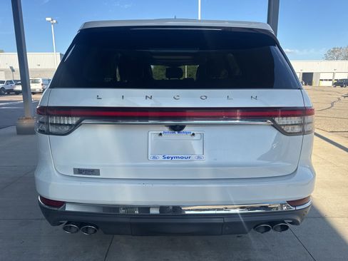 Used 2020 Lincoln Aviator Reserve w/ Equipment Group 202A image 5