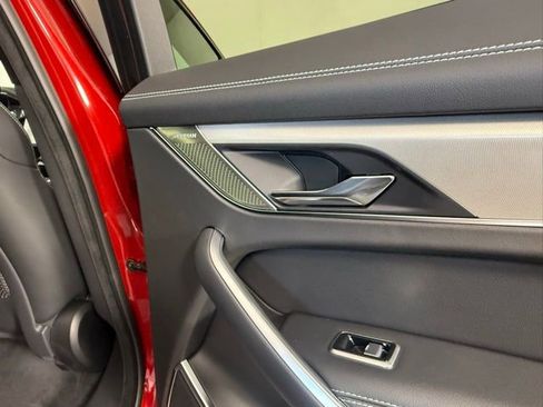 Used 2025 Jaguar F-PACE R-Dynamic S image 31