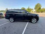Used 2023 Ford Expedition Platinum image 4