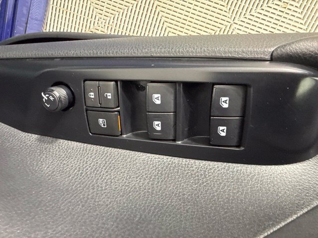 Used 2018 Toyota Camry LE FWD image 17