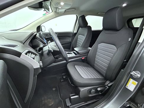 Used 2024 Ford Edge SE w/ Black Appearance Package AWD/4WD image 10