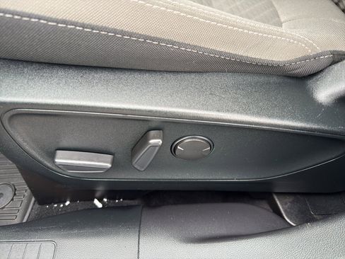 Used 2022 Ford Escape SE w/ Convenience Package image 16