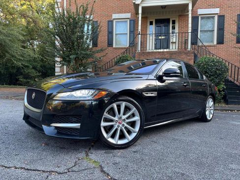 Used 2016 Jaguar XF R-Sport image 1