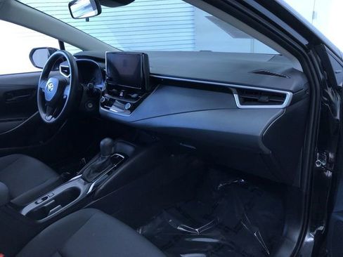 Certified 2025 Toyota Corolla LE image 23