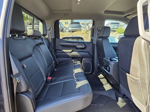 Used 2022 Chevrolet Silverado 1500 LTZ AWD/4WD image 12