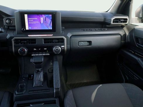 Used 2024 Toyota Tacoma SR image 22