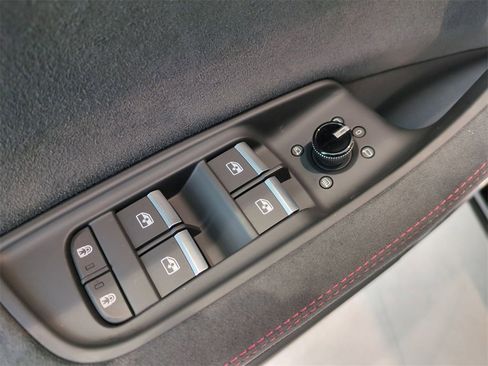 New 2026 Audi RS Q8 performance image 10