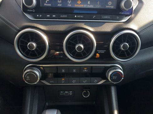 Used 2023 Nissan Sentra SV image 20