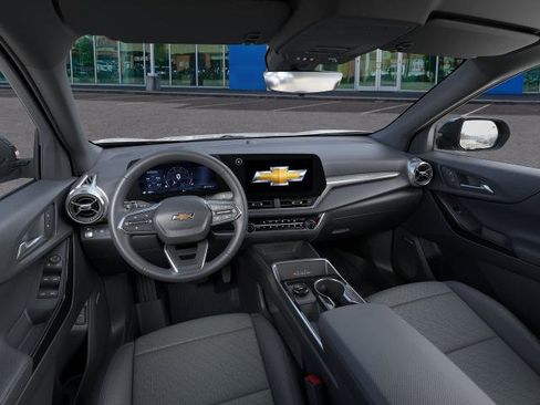 New 2026 Chevrolet Equinox LT w/ Convenience Package II FWD image 15