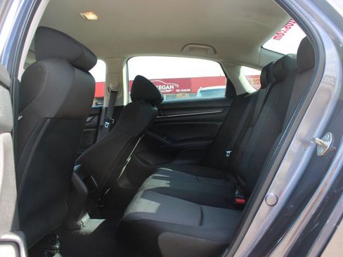 Used 2019 Honda Accord LX image 18