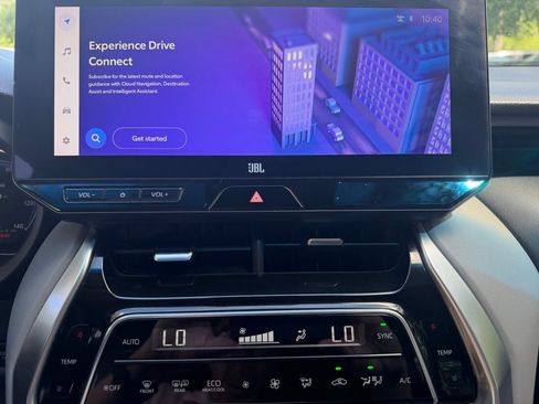 Used 2024 Toyota Venza Limited AWD/4WD image 26