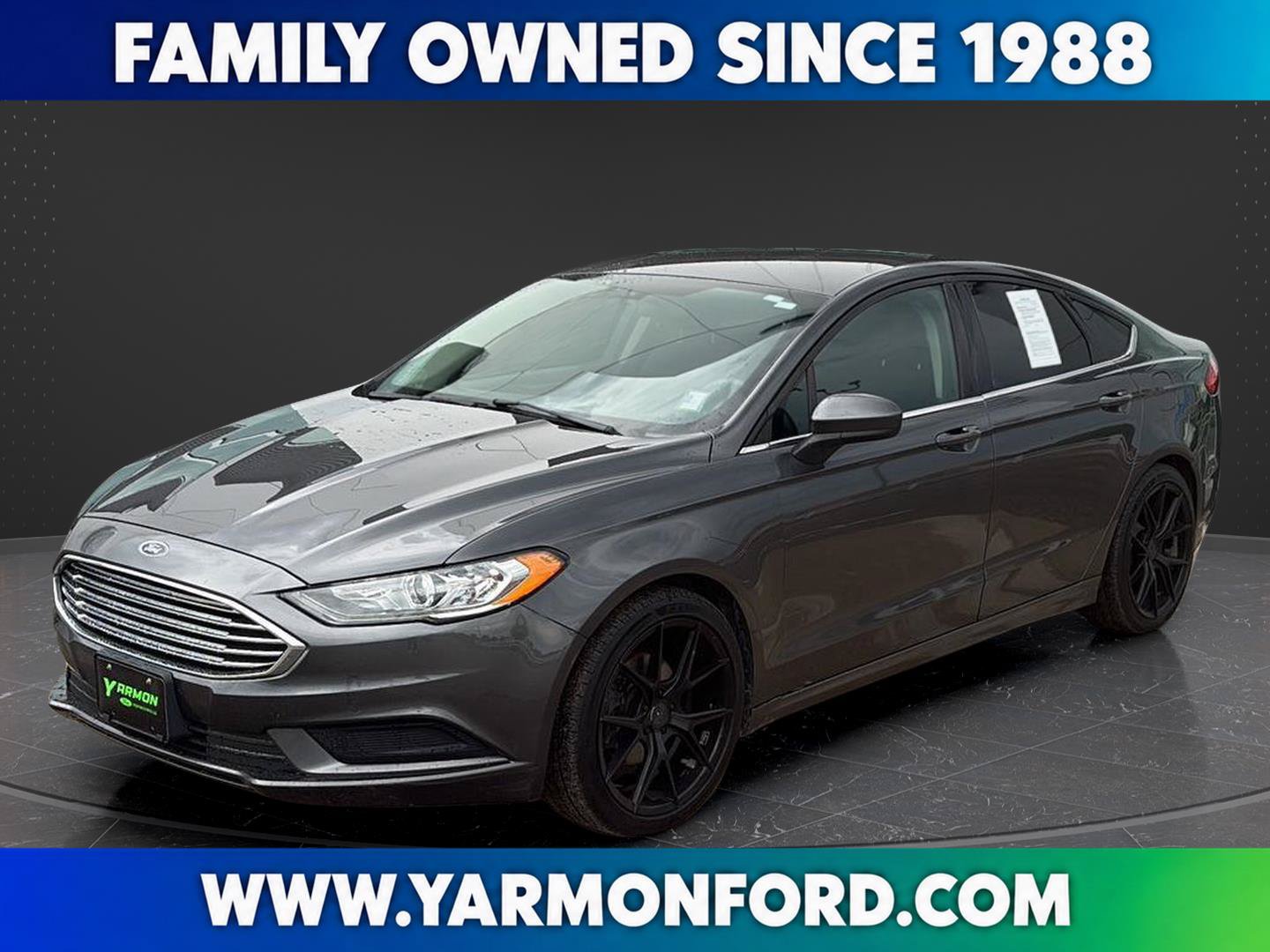 Used 2017 Ford Fusion SE w/ Fusion SE Technology Package FWD image 1