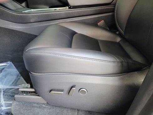 Used 2025 Tesla Model Y Performance AWD/4WD image 21