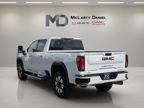Used 2022 GMC Sierra 2500 Denali w/ Denali Ultimate Package AWD/4WD image 4