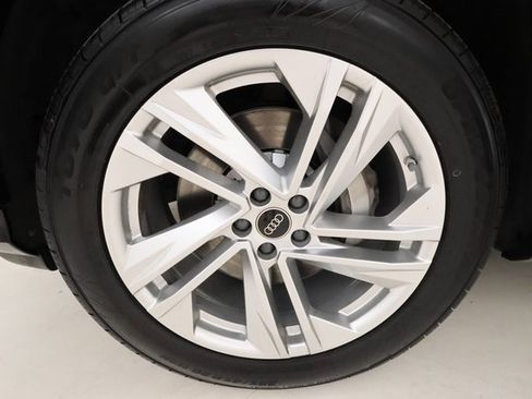 Used 2023 Audi Q7 3.0T Premium Plus image 6