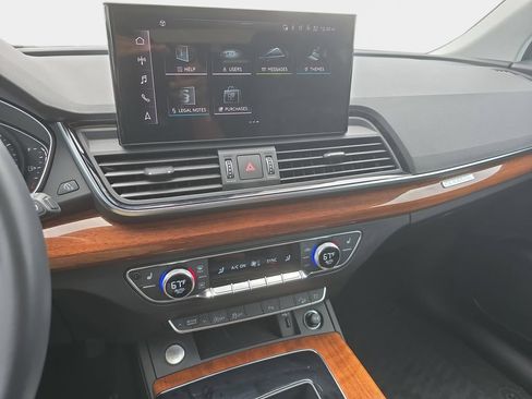 Certified 2023 Audi Q5 2.0T Premium w/ Convenience Package AWD/4WD image 16