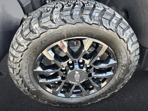 New 2026 Chevrolet Silverado 3500 LT w/ Trail Boss Package AWD/4WD image 18