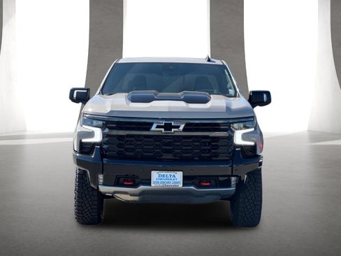 New 2026 Chevrolet Silverado 1500 ZR2 w/ LPO, Dark Essentials Package AWD/4WD image 9