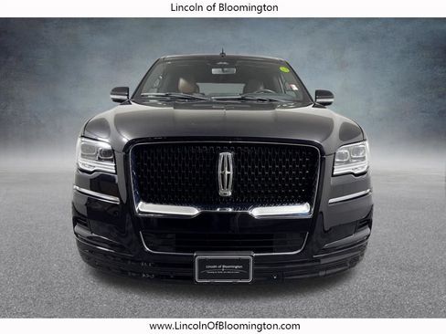 Used 2023 Lincoln Navigator Reserve w/ Equipment Group 201A AWD/4WD image 10