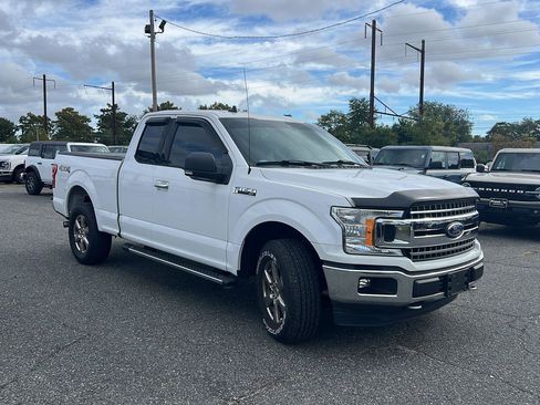 Used 2019 Ford F150 XLT w/ Equipment Group 302A Luxury image 7