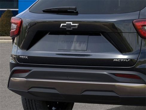 New 2026 Chevrolet Trax ACTIV w/ Driver Confidence Package image 14