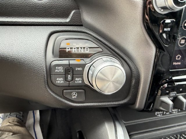 New 2026 RAM 1500 Laramie AWD/4WD image 25