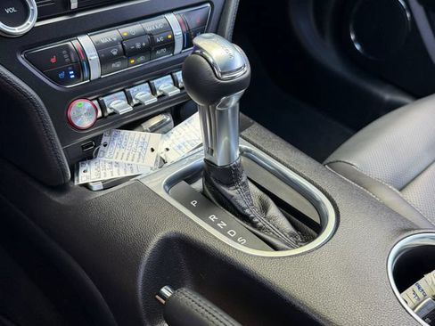 Used 2020 Ford Mustang GT Premium w/ GT Performance Package RWD image 12