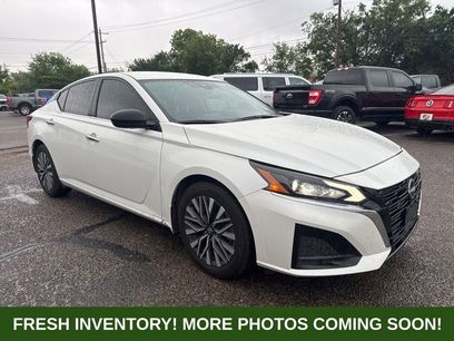 Used 2024 Nissan Altima 2.5 SV