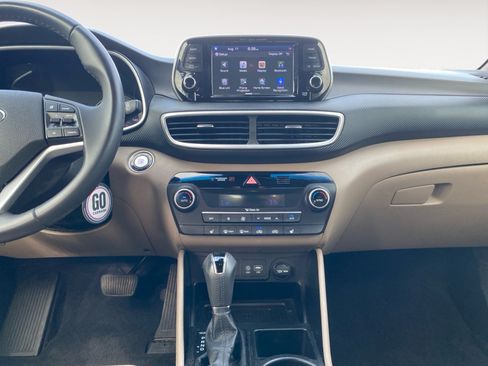 Used 2020 Hyundai Tucson Sport FWD image 12