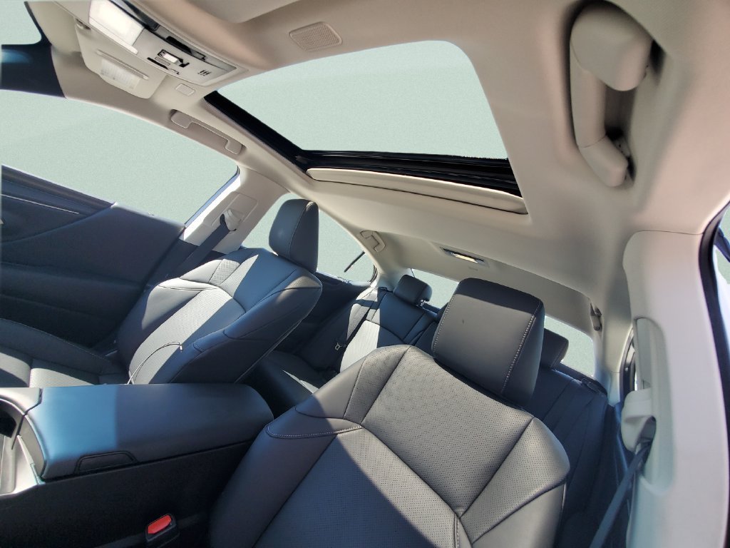 Used 2025 Lexus ES 350 w/ Premium Package FWD image 18