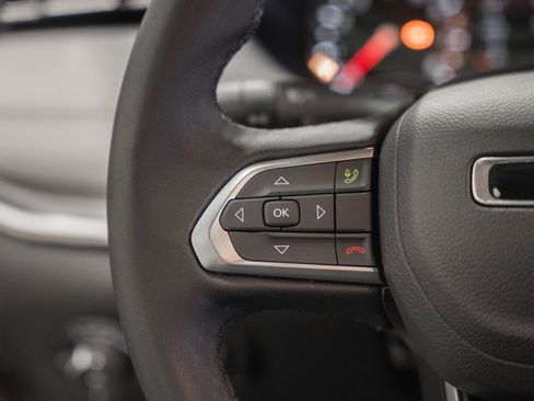 Certified 2024 Jeep Compass Limited w/ Sun and Sound Group image 34