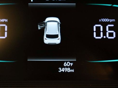 Used 2026 Hyundai Venue SEL FWD image 8