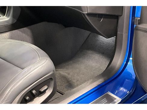 Used 2015 Chevrolet Corvette Z06 w/ 3LZ Preferred Equipment Group RWD image 35