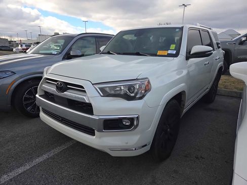 Used 2022 Toyota 4Runner Limited image 8