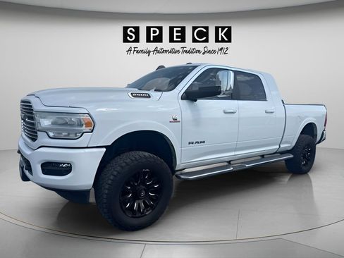 Used 2022 RAM 2500 Laramie AWD/4WD image 2