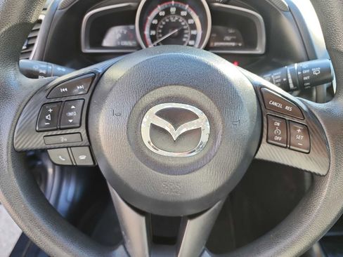Used 2016 MAZDA MAZDA3 i Sport image 17