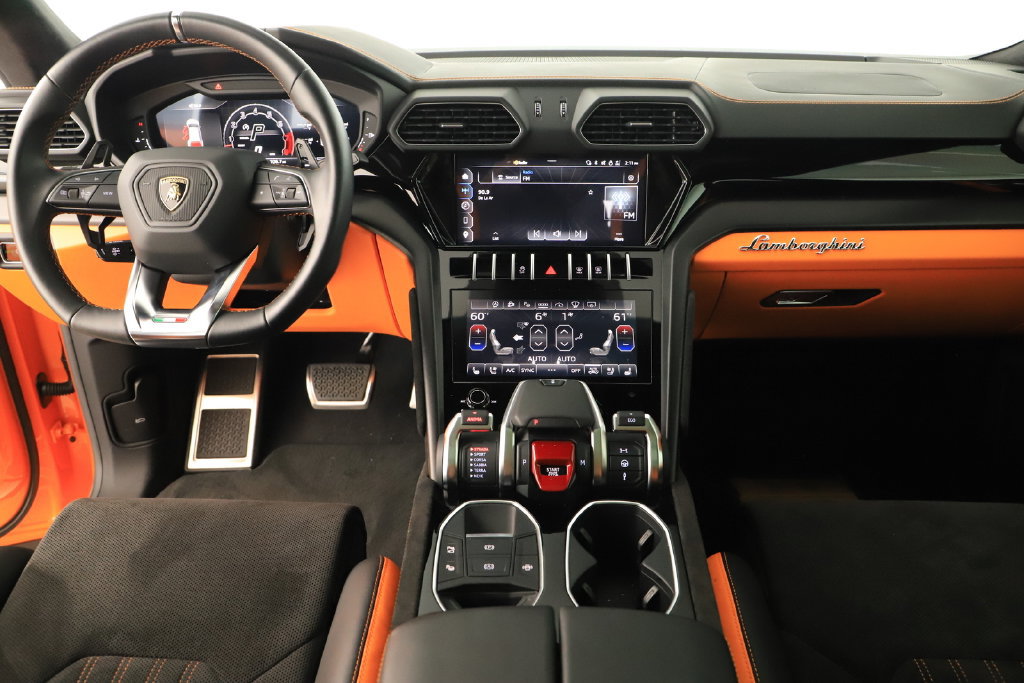 Used 2023 Lamborghini Urus S AWD/4WD image 18