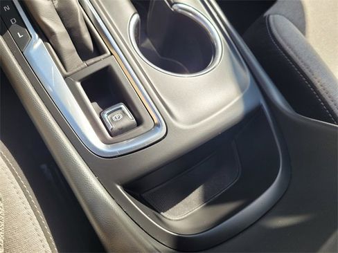 Used 2024 Chevrolet Equinox LT image 23