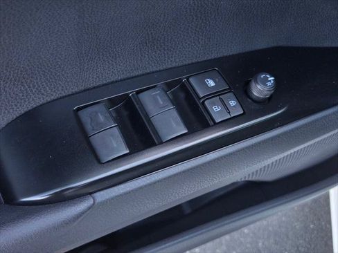 Used 2026 Toyota Camry SE FWD image 10